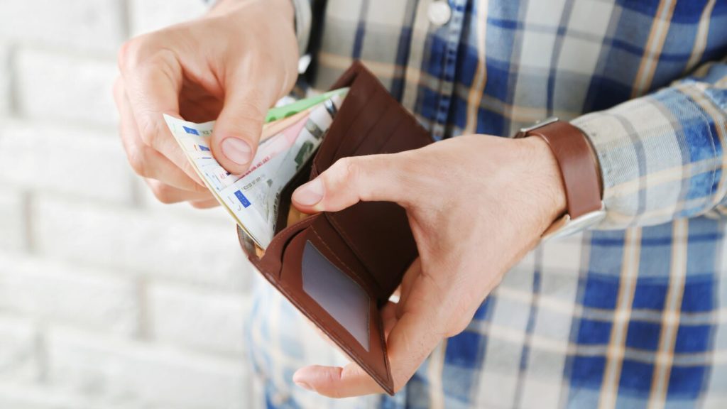 コンパクトなメンズ財布